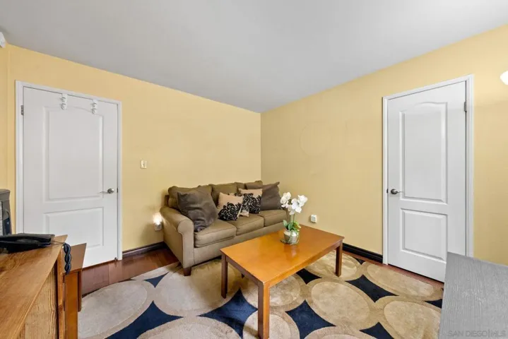 471 Ballantyne St 56, El Cajon, California 92020