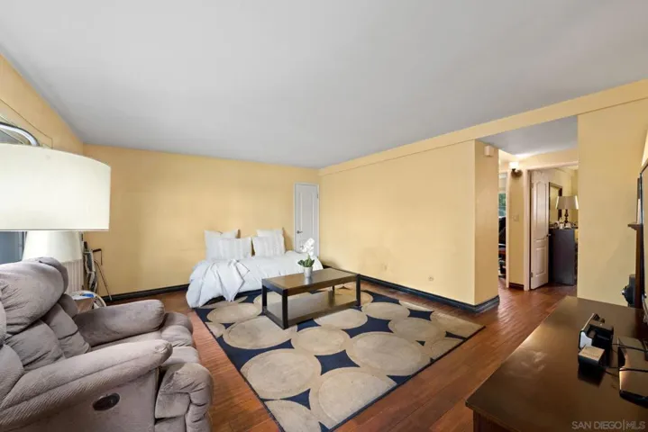 471 Ballantyne St 56, El Cajon, California 92020