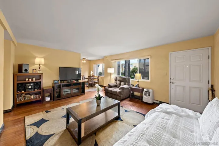 471 Ballantyne St 56, El Cajon, California 92020