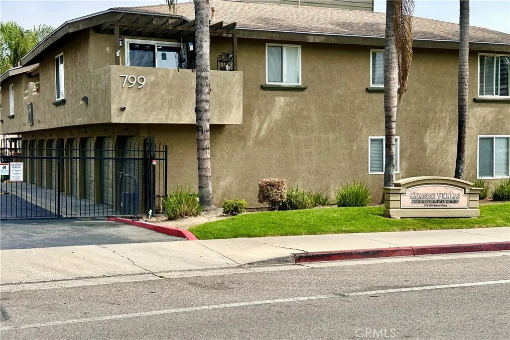 778 Gianni Drive 208, Corona, California 92879, 2 Bedrooms Bedrooms, ,1 BathroomBathrooms,Residential,For Sale,Gianni,CV25085109