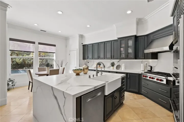 8184 E Bailey Way, Anaheim Hills, California 92808