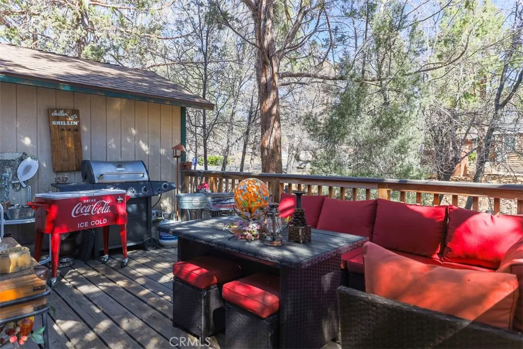 531 Maple Lane, Sugarloaf, California 92386 home-pic-31