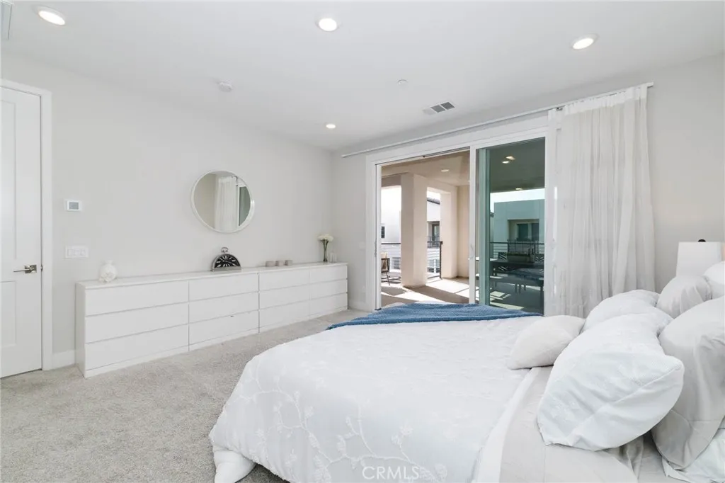 102 Pattern, Irvine, California 92618 home-pic-26