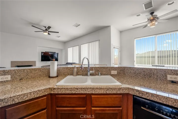 7625 Pinon Drive, Yucca Valley, California 92284