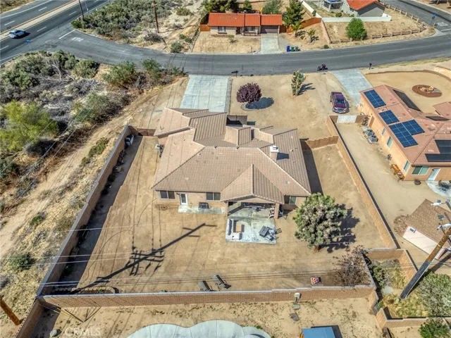 7625 Pinon Drive, Yucca Valley, California 92284