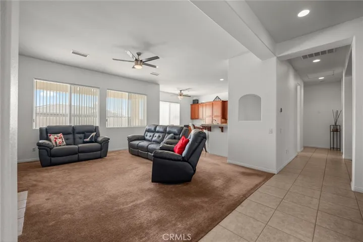7625 Pinon Drive, Yucca Valley, California 92284