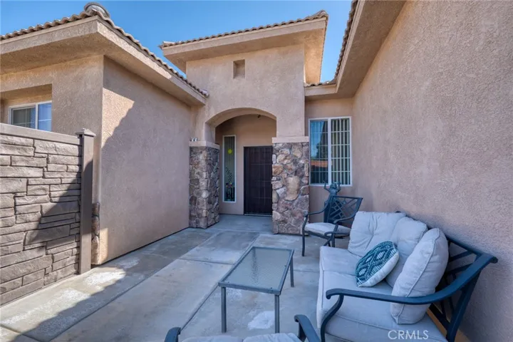 7625 Pinon Drive, Yucca Valley, California 92284