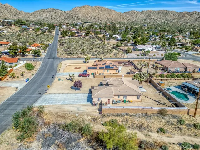 7625 Pinon Drive, Yucca Valley, California 92284