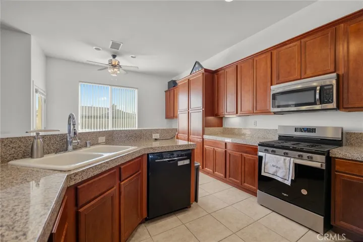 7625 Pinon Drive, Yucca Valley, California 92284