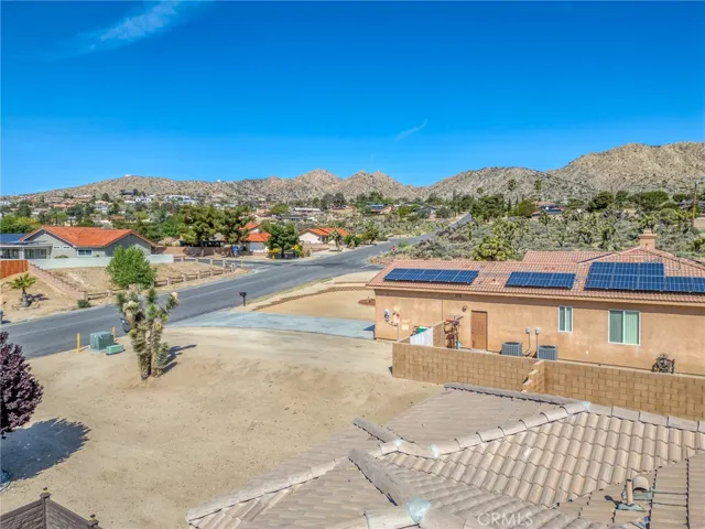 7625 Pinon Drive, Yucca Valley, California 92284