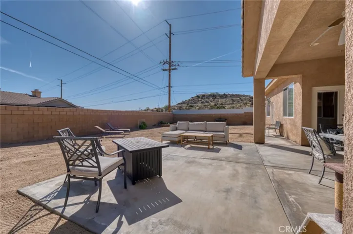 7625 Pinon Drive, Yucca Valley, California 92284