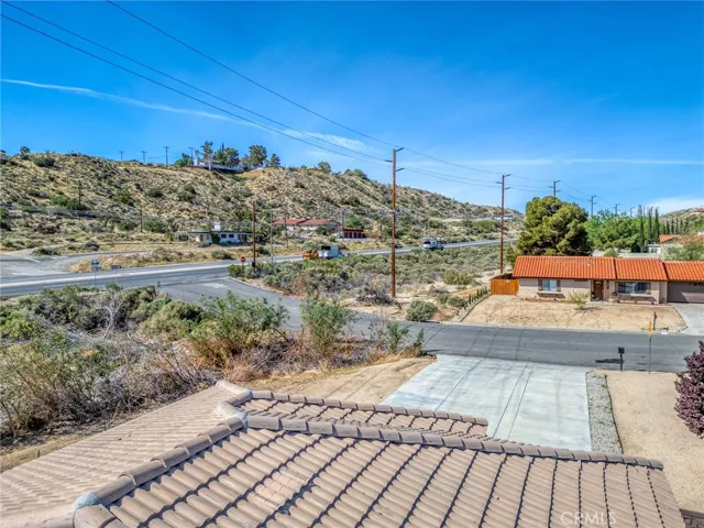7625 Pinon Drive, Yucca Valley, California 92284