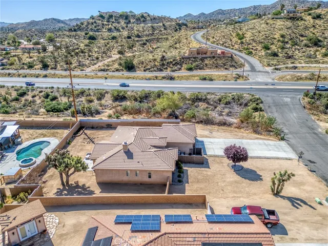 7625 Pinon Drive, Yucca Valley, California 92284