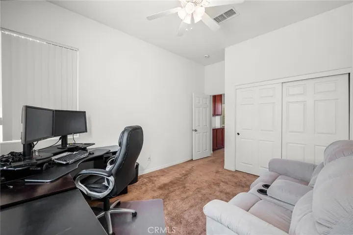 7625 Pinon Drive, Yucca Valley, California 92284