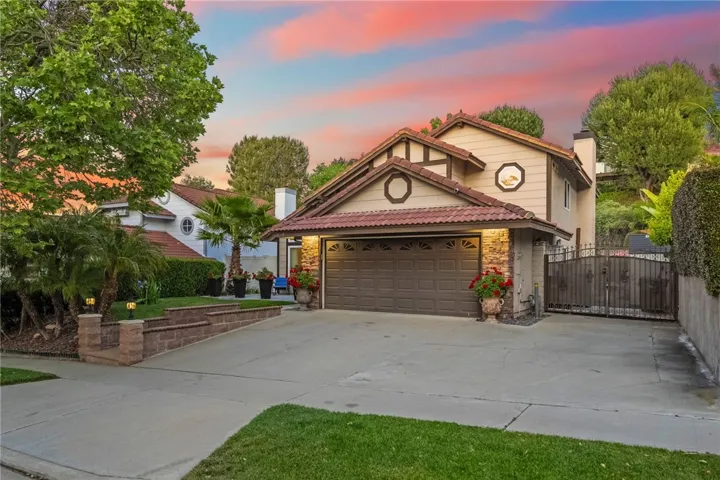 1043 Smoketree Drive, Corona, California 92882