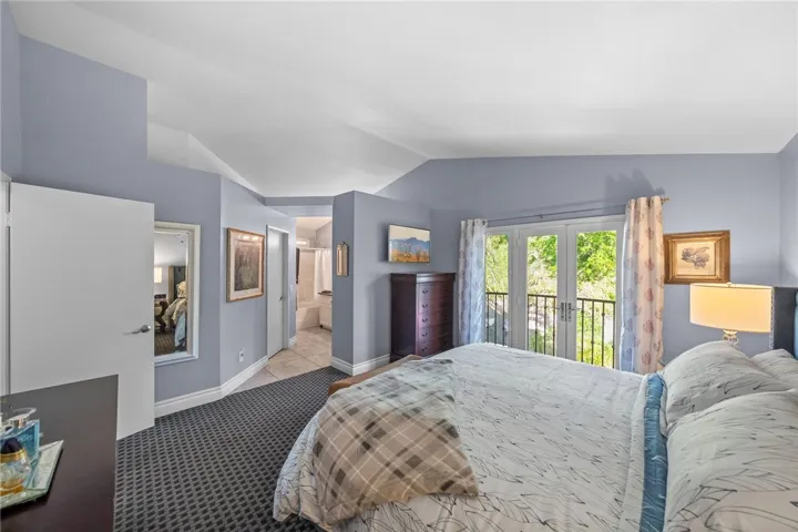 1043 Smoketree Drive, Corona, California 92882