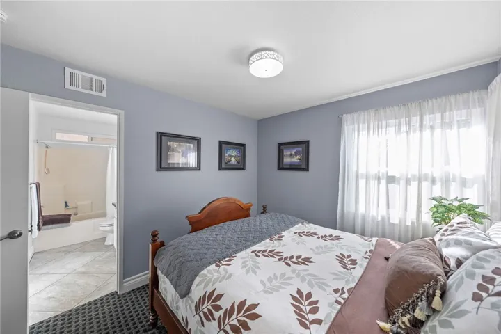 1043 Smoketree Drive, Corona, California 92882