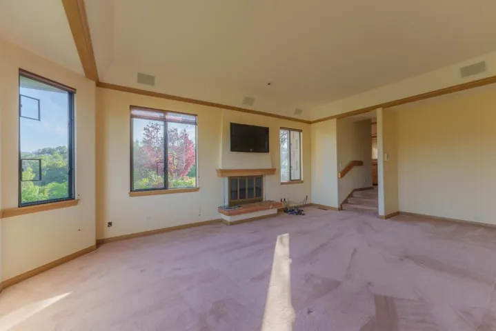 54 Corral De Tierra Road, Salinas, California 93908