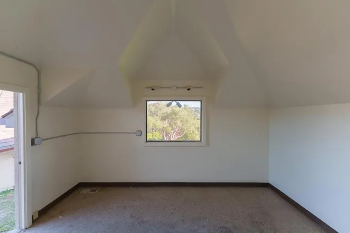 54 Corral De Tierra Road, Salinas, California 93908