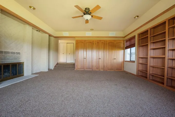 54 Corral De Tierra Road, Salinas, California 93908