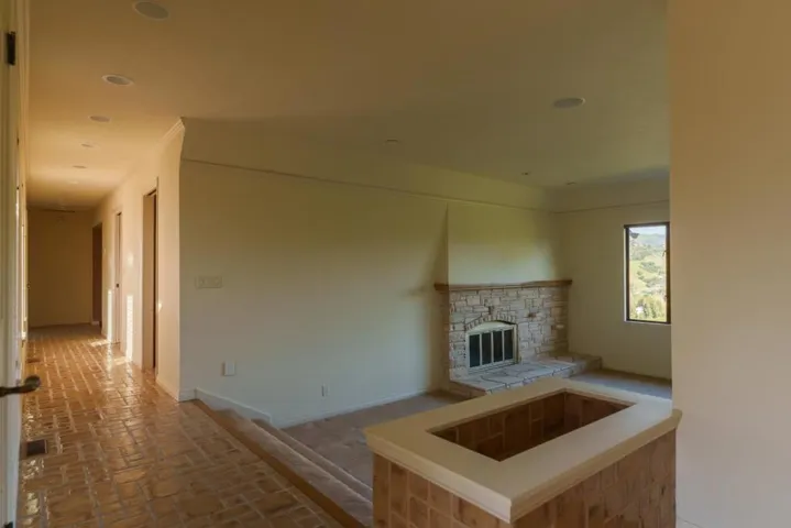 54 Corral De Tierra Road, Salinas, California 93908