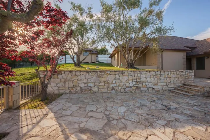 54 Corral De Tierra Road, Salinas, California 93908