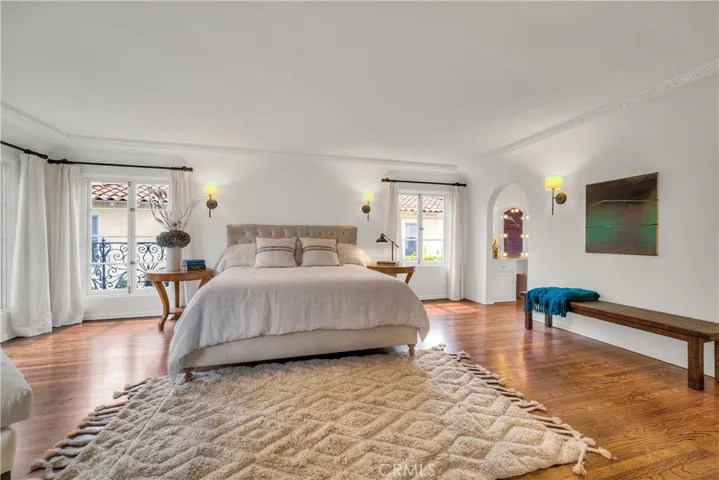 Primary suite.