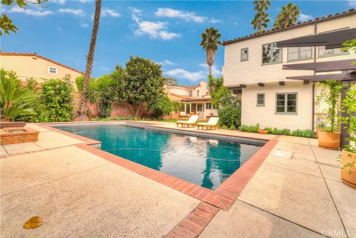 Gorgeous pool with Baja Ledge.