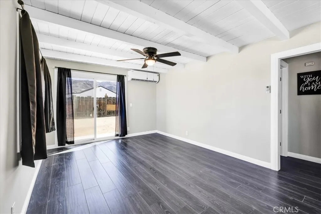 6558 Juniper Avenue, 29 Palms, California 92277 home-pic-3