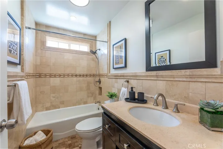 7817 Barnum Drive, Whittier, California 90606