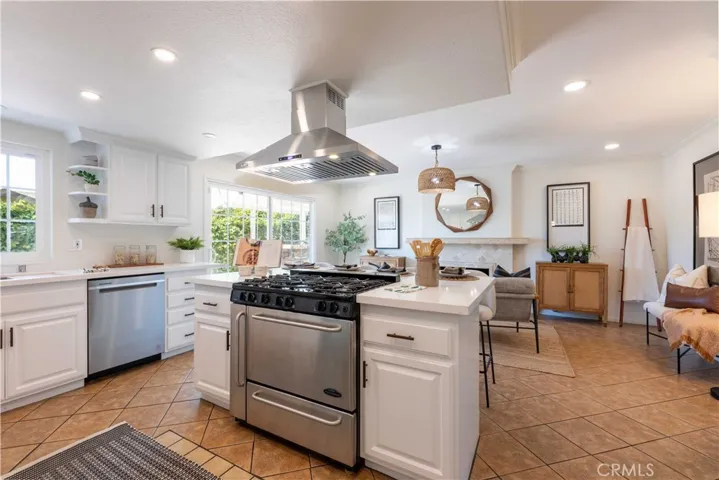7817 Barnum Drive, Whittier, California 90606
