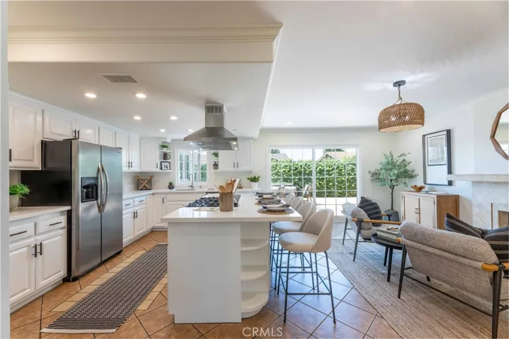 7817 Barnum Drive, Whittier, California 90606