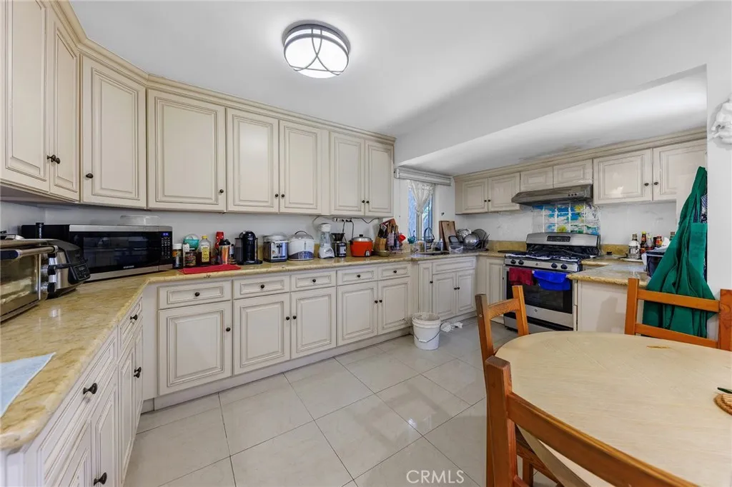3964 Philadelphia Street, Chino, California 91710 home-pic-11