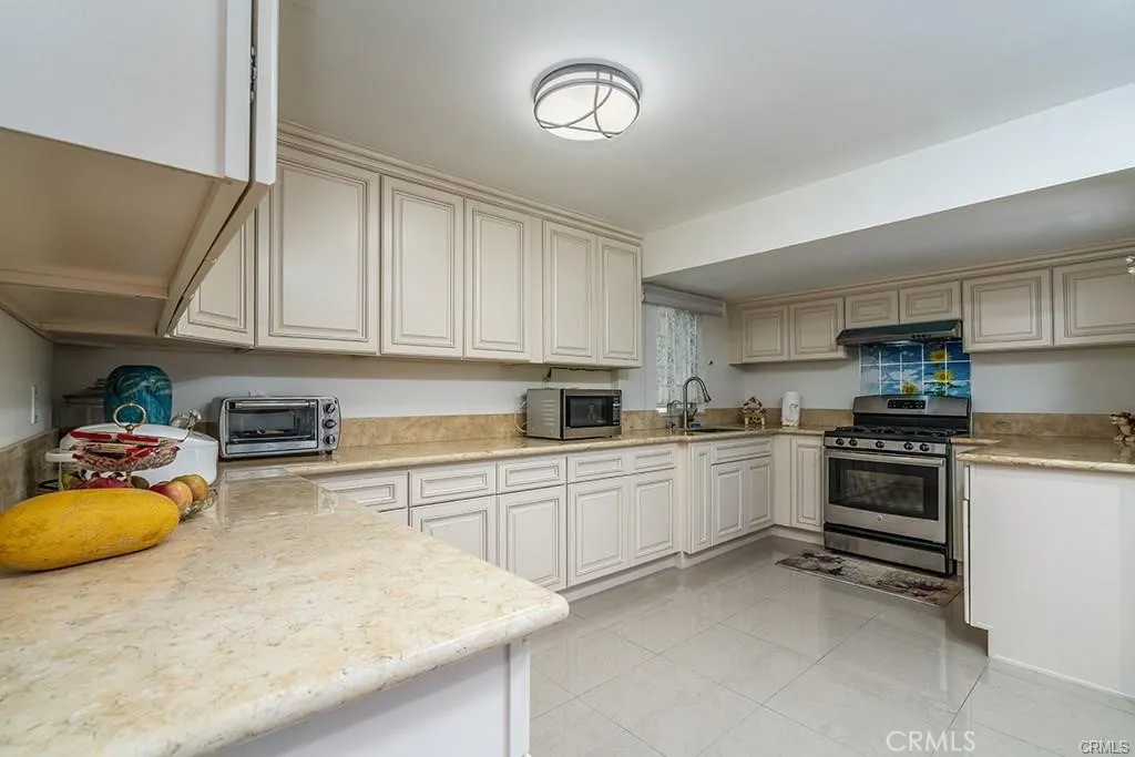 3964 Philadelphia Street, Chino, California 91710 home-pic-13