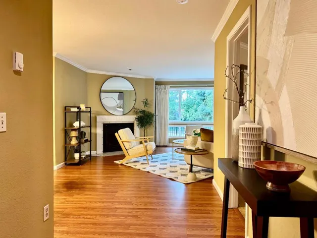 1271 Poplar Avenue 106, Sunnyvale, California 94086