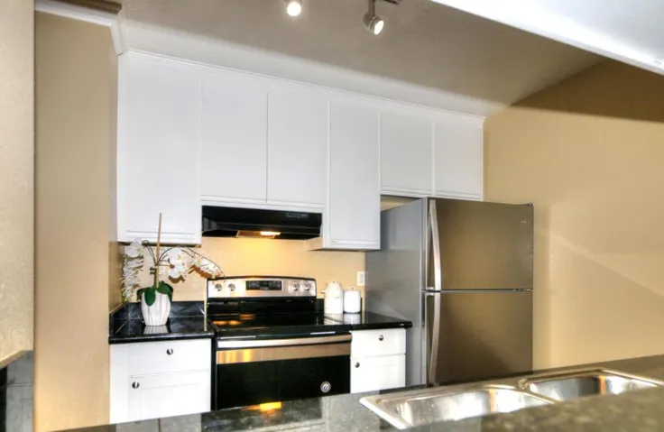 1271 Poplar Avenue 106, Sunnyvale, California 94086