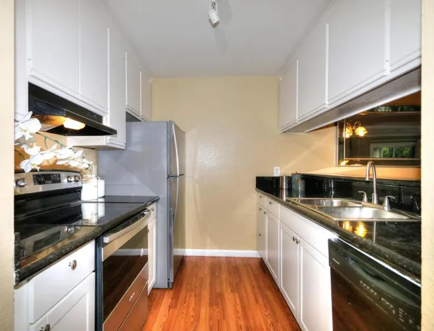 1271 Poplar Avenue 106, Sunnyvale, California 94086