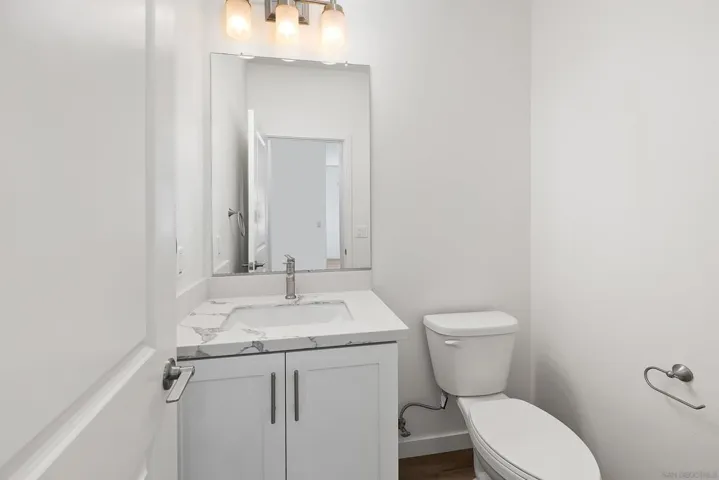 1624 Mauzy Way, El Cajon, California 92021