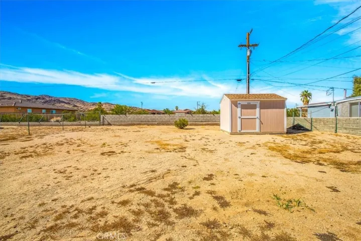 6676 Mariposa Avenue, 29 Palms, California 92277