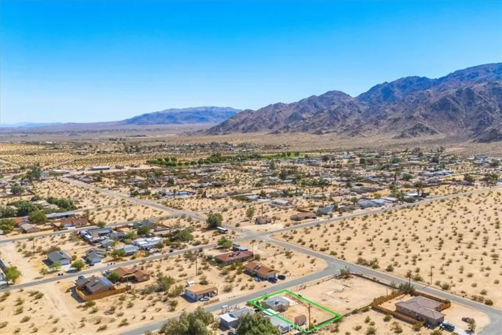 6676 Mariposa Avenue, 29 Palms, California 92277