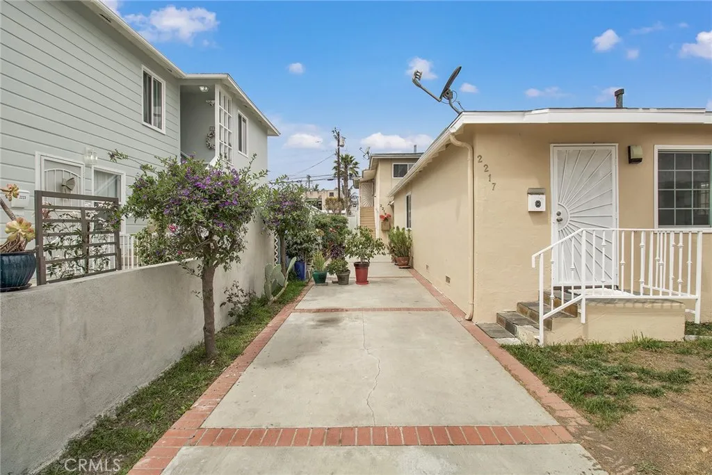 2217 Barbour Court, San Pedro, California 90731 home-pic-13