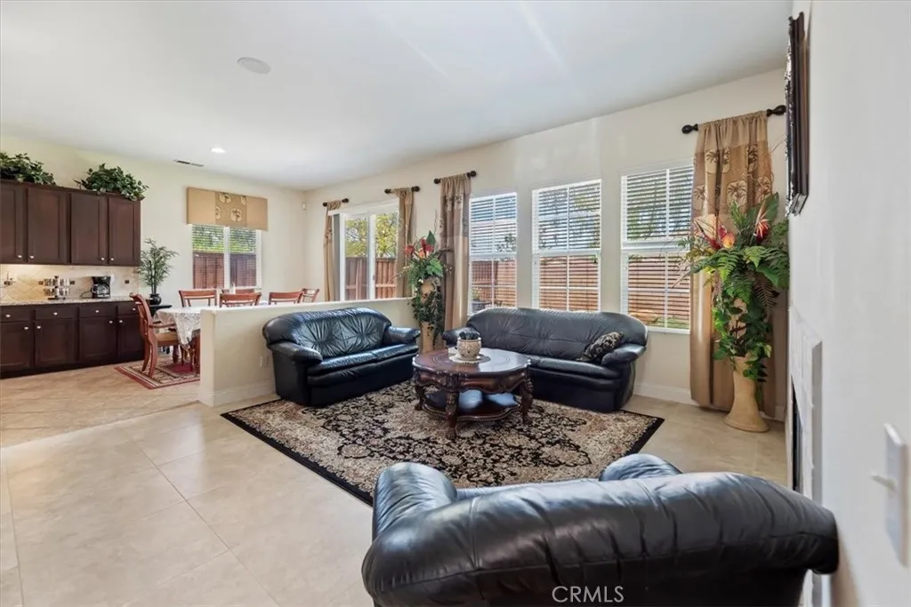 33058 Canopy Lane, Lake Elsinore, California 92532 home-pic-16