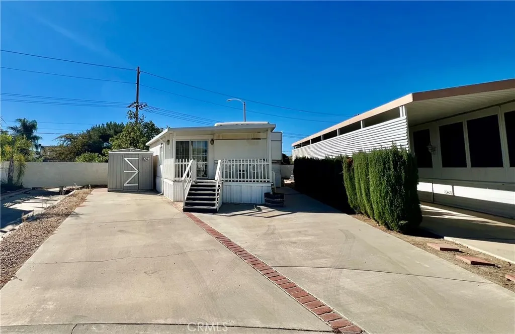 1295 S Cawston Avenue 354, Hemet, California 92545, 1 Bedroom Bedrooms, ,2 BathroomsBathrooms,Residential,For Sale,Cawston,SW25086335