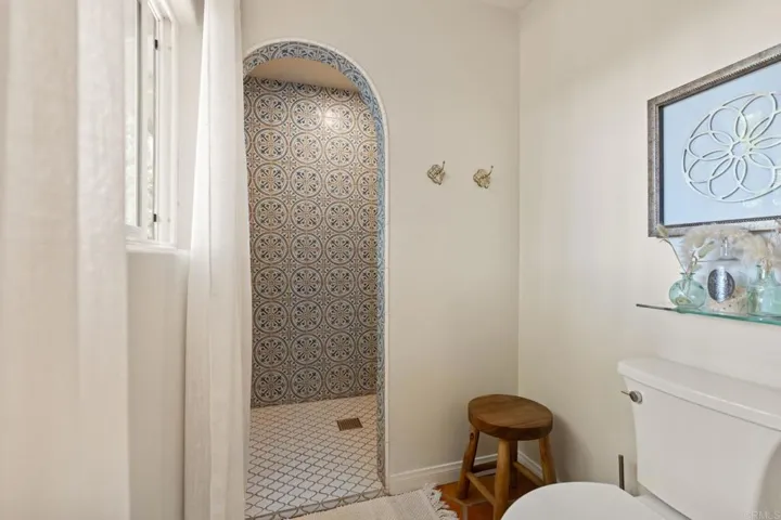 1920 Glennaire Drive, Escondido, California 92025