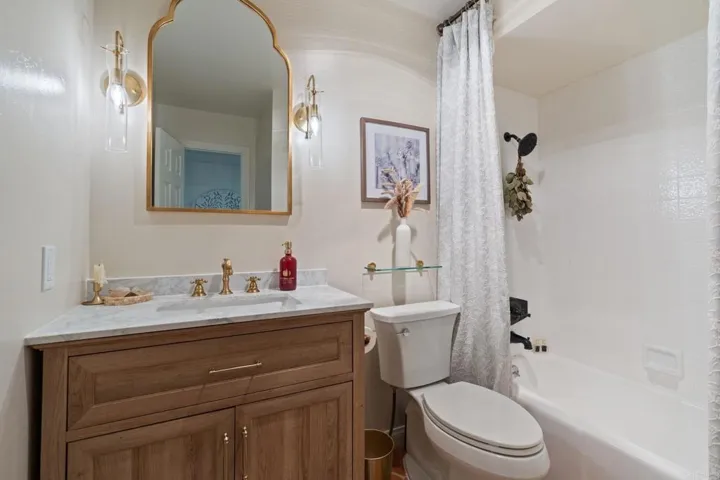 1920 Glennaire Drive, Escondido, California 92025