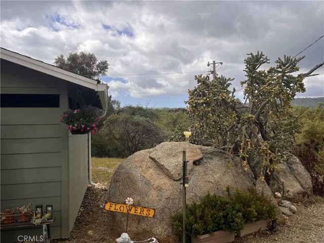 5327 Carleton Road, Mariposa, California 95338