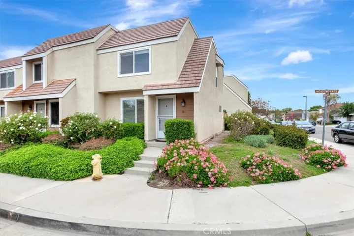 23 Meadowgrass, Irvine, California 92604
