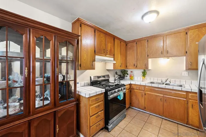 2194 Franklin Ave, San Diego, California 92113