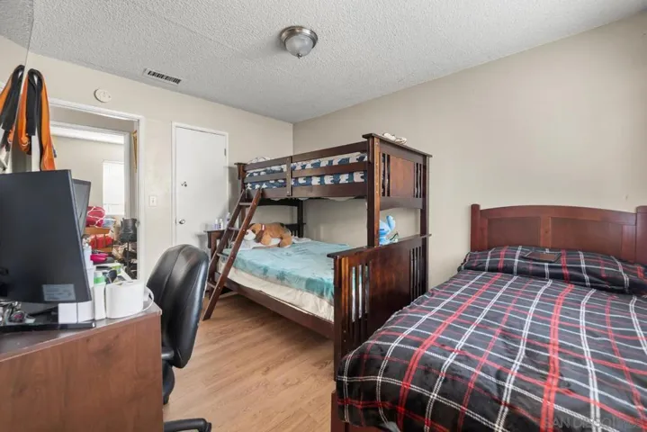 2194 Franklin Ave, San Diego, California 92113
