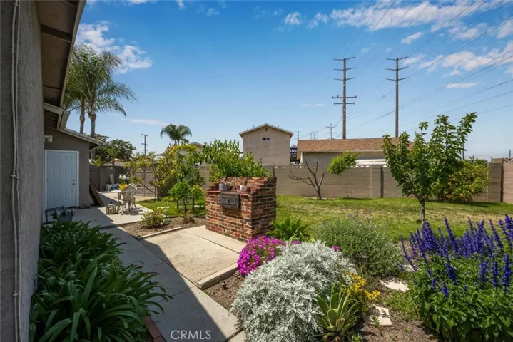 7751 La Mesa Way, Buena Park, California 90620